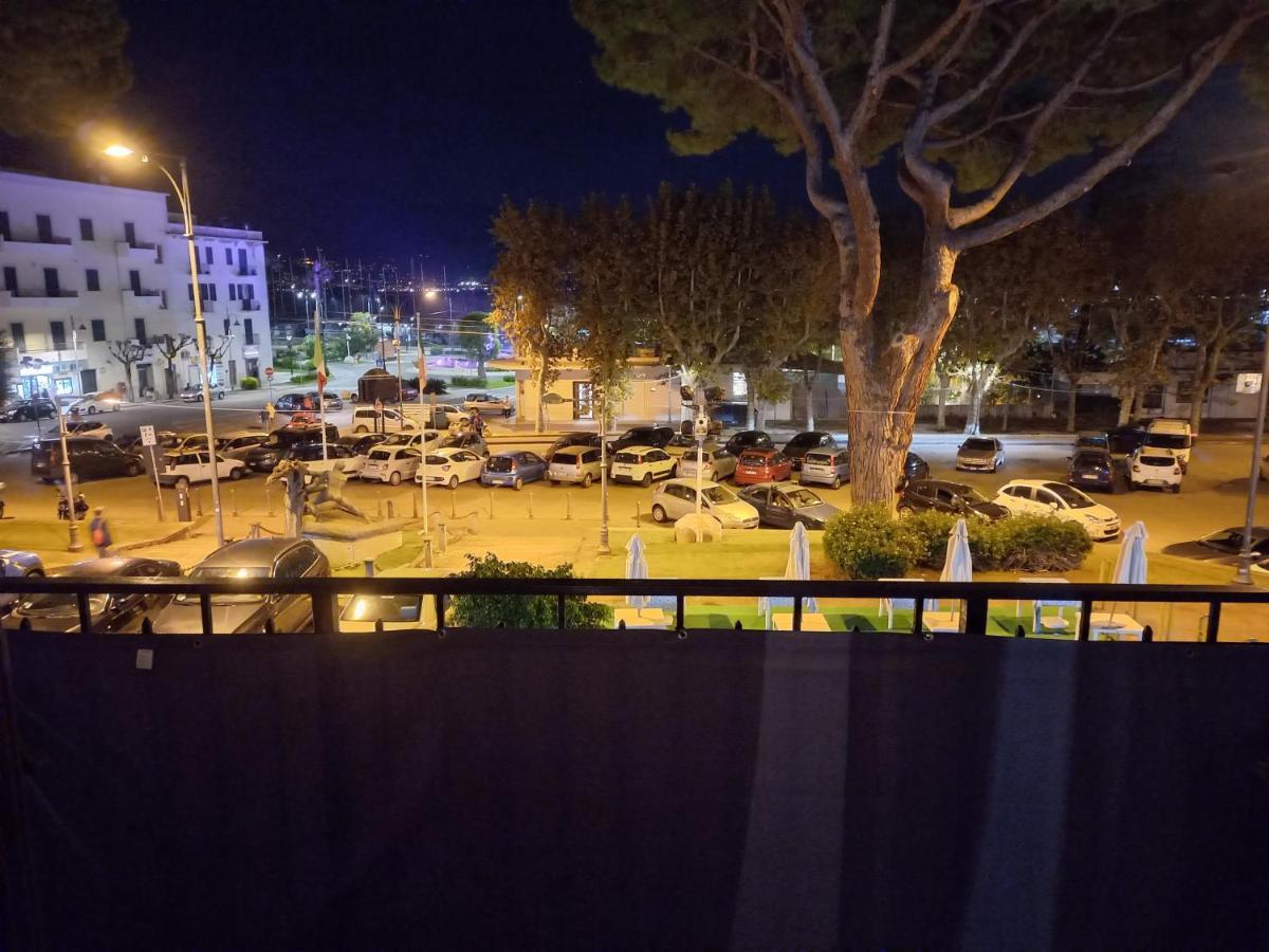 Appartamento Deluxe Centrale, Gaeta Exterior foto